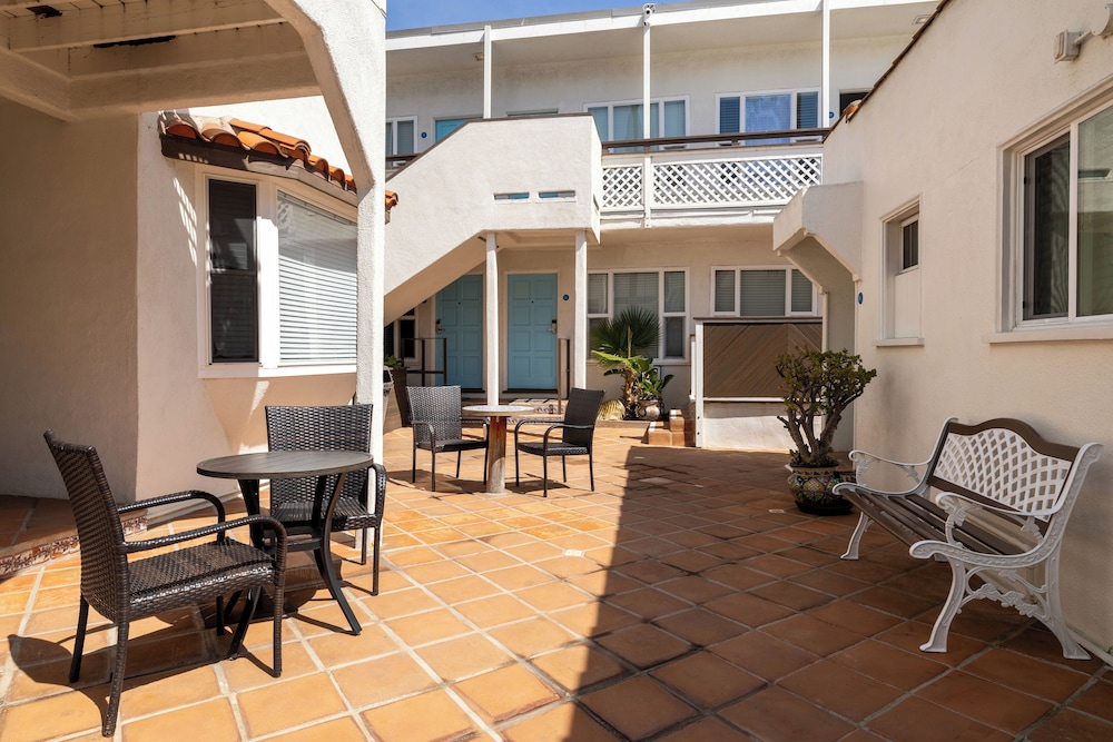 Sea Blue Hotel - photo 57