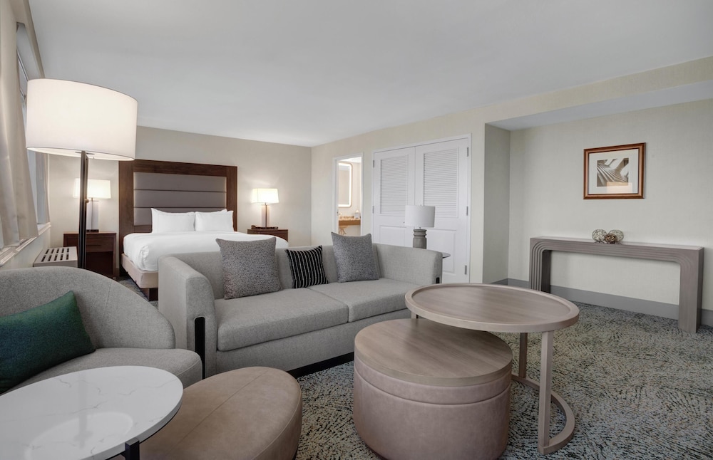 Hilton Arlington National Landing - photo 78