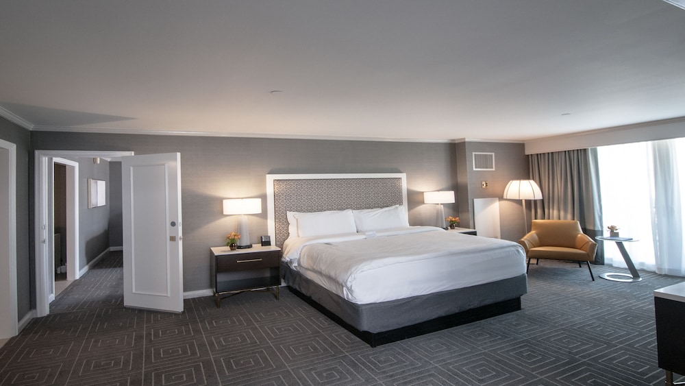 InterContinental Kansas City at The Plaza by IHG - photo 11