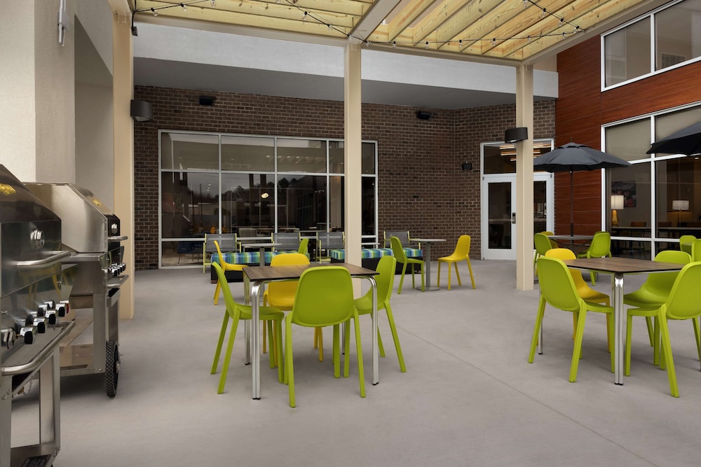 Hampton Inn & Suites Durham University Medical Center - photo 41
