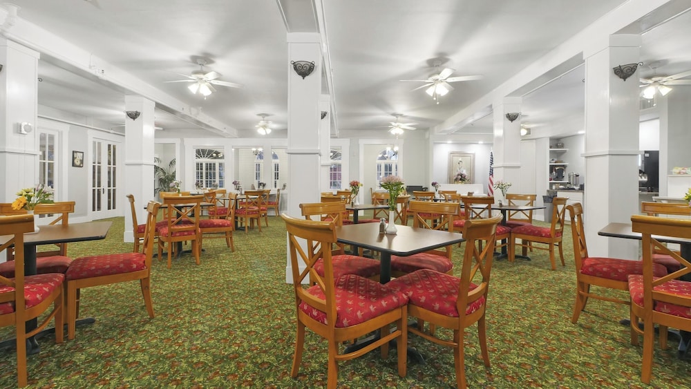 Crystal Bay Historic Hotel - photo 123