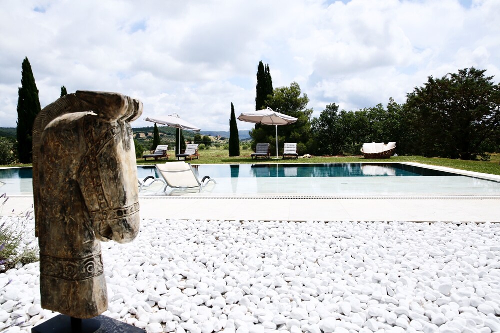 Dojo Bianco — 4-Star Luxury Hotel in Massa Marittima, Italy