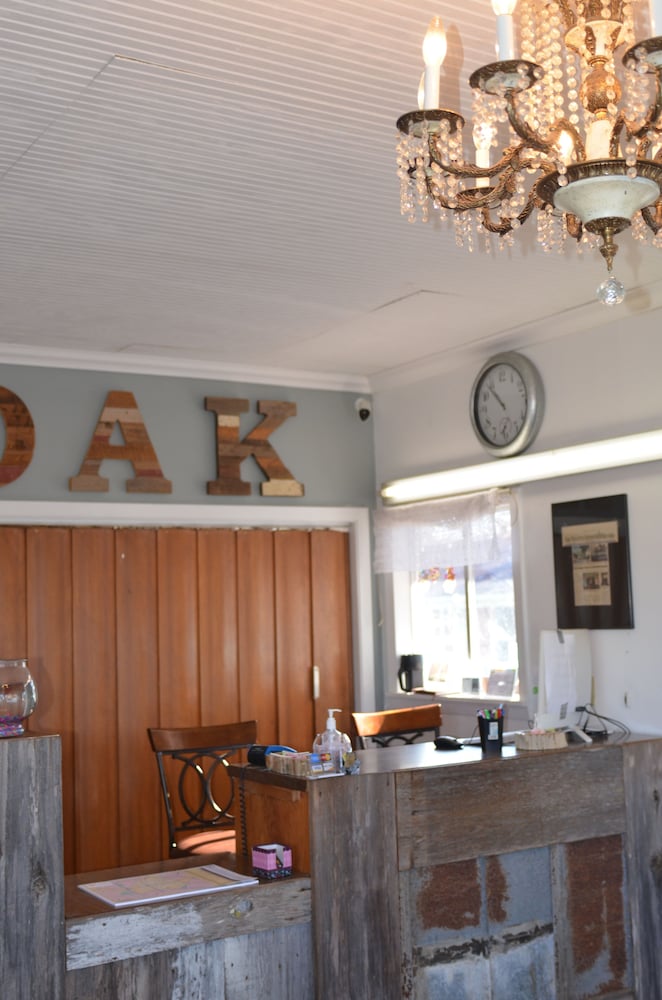The Oak Motel - photo 4
