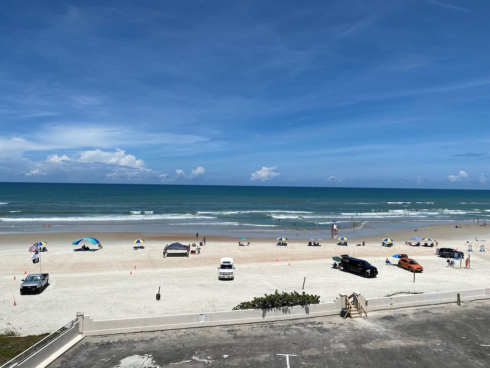 Silver Beach Club - photo 18