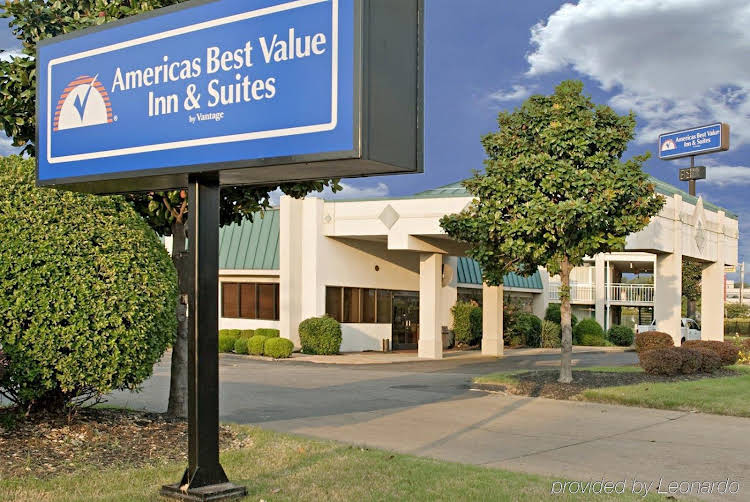 Americas Best Value Inn & Suites Memphis Graceland - photo 14