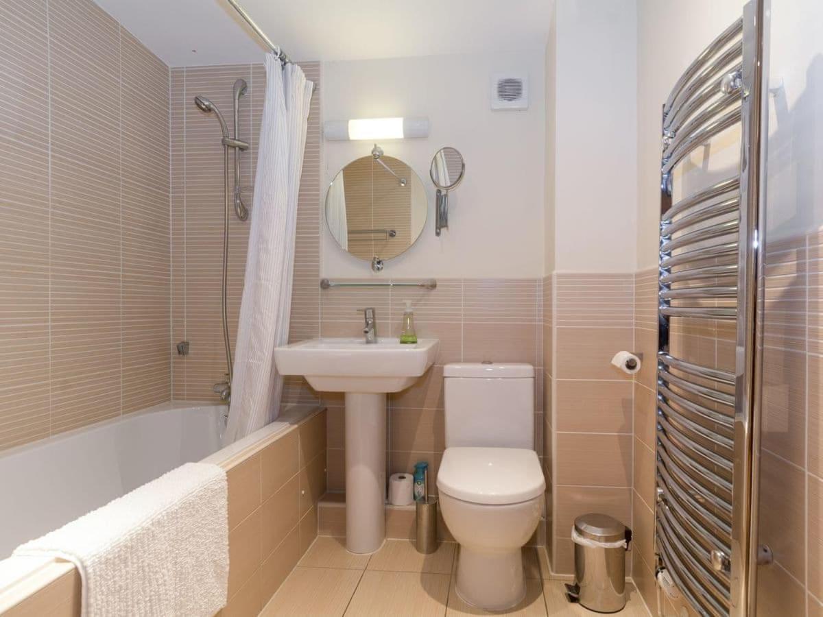 Coot Lodge — Cirencester — photo 3