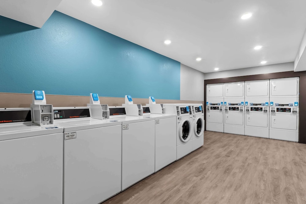 WoodSpring Suites Centennial Denver Tech Center - photo 34