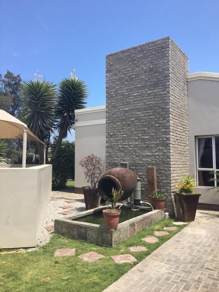 Meransha Self Catering CC — hotel in Walvis Bay