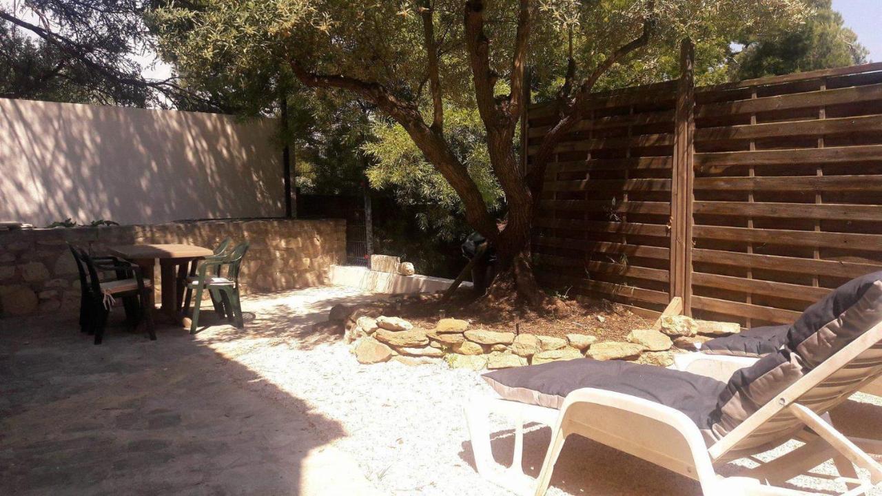 Independent House of 30m2 Near Creeks — 4-Star Luxury Hotel in La Ciotat, France