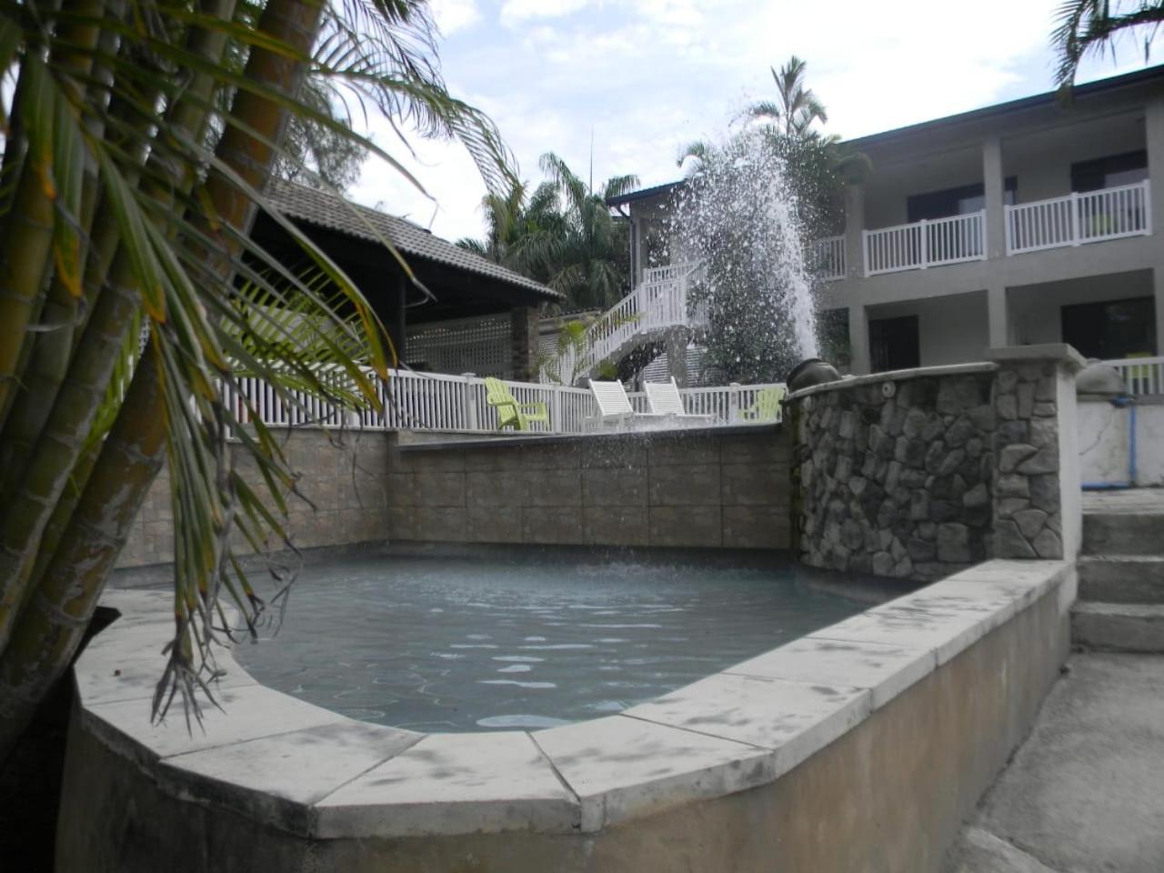 Peace Cottages Uvongo. - last minute hotel in Margate