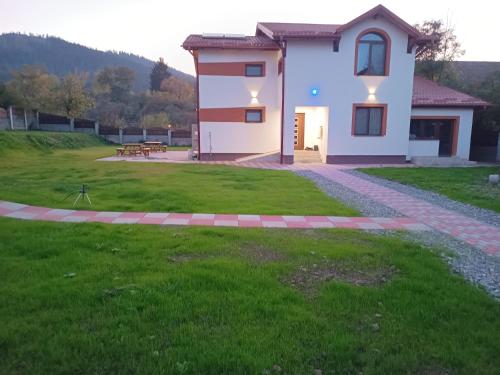 Monadin Villa Relax & Spa — 4-Star Luxury Hotel in Sacele, Romania