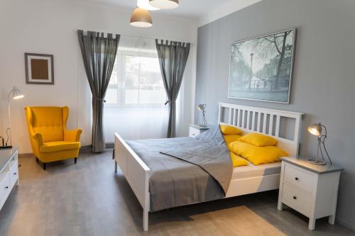 Kunfoglalás Apartmanház — 4-Star Luxury Hotel in Kisujszallas, Hungary
