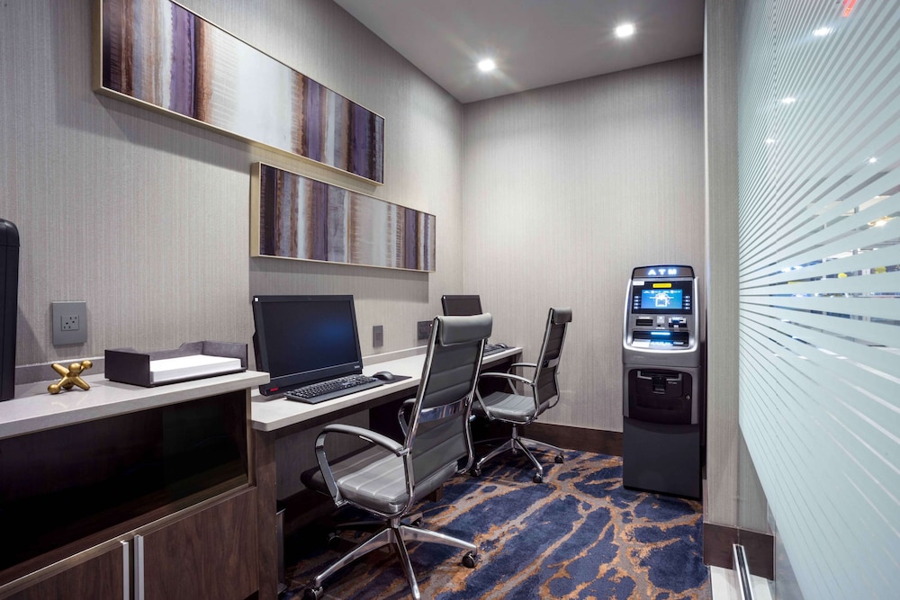 Hilton Garden Inn Foxborough Patriot Place - photo 48
