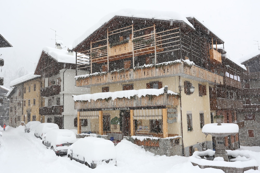 Albergo Centrale Forni in Forni Di Sopra, Italy