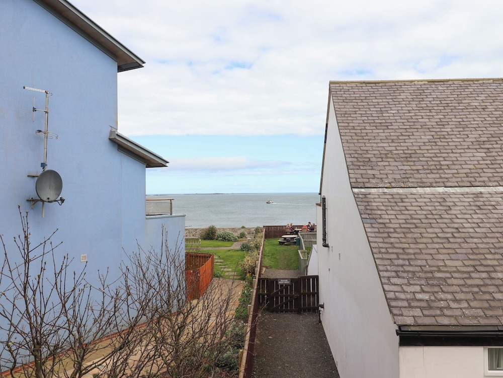 Puffin View — 4-Star Luxury Hotel in Seahouses, United Kingdom