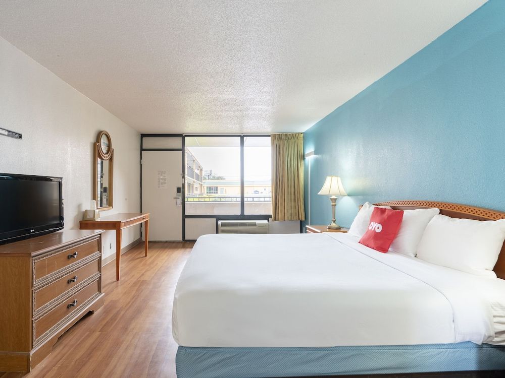 OYO Hotel Bossier City LA Red River - photo 14