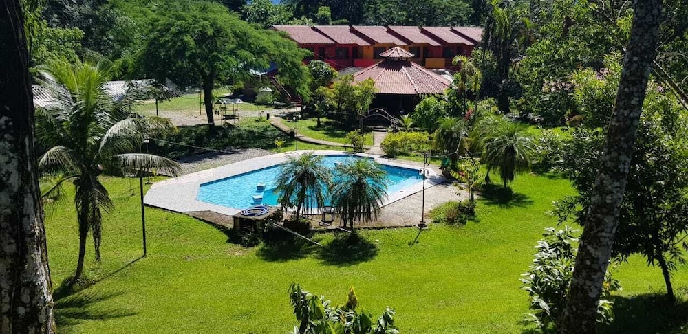 Hotel Mirador Villa Tunari Hostel in Cochabamba, Bolivia