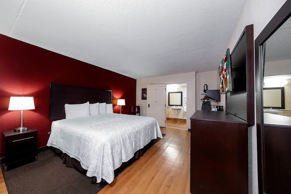 Red Roof Inn PLUS Huntsville Madison - photo 21