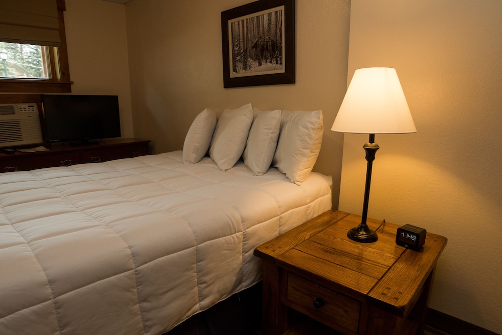 Silver Moon Inn - photo 4