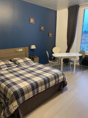 Charmant Studio Meuble 349 — hotel in Vittel