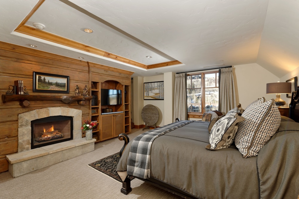 Colorado Lodge at the Ritz Carlton - photo 3