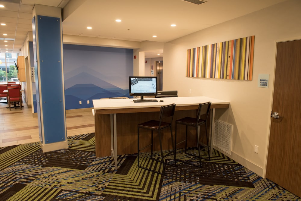 Holiday Inn Express & Suites Dayton North Vandalia by IHG - photo 20