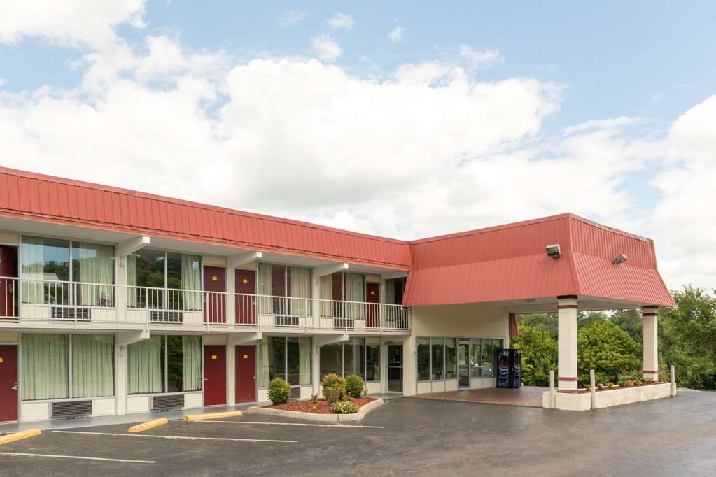 Super 8 by Wyndham Kingsport I 81 in Kingsport, United States