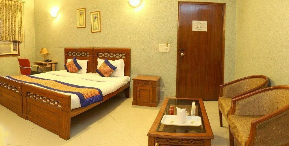 Hotel Mayarch