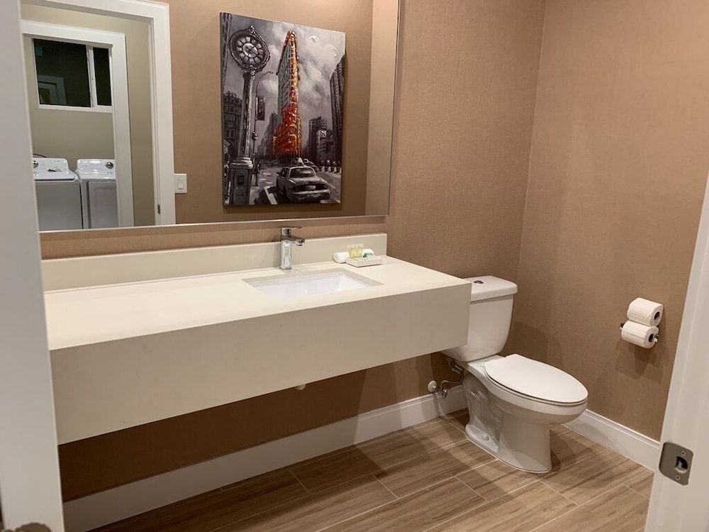 Luxury 4 Bedroom Home Magic Village Resort 7487 Kissimmee - photo 4