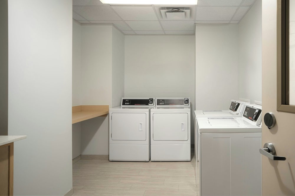 SpringHill Suites by Marriott Tampa Downtown - photo 33