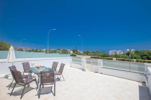 Panayia Sea View Apts
