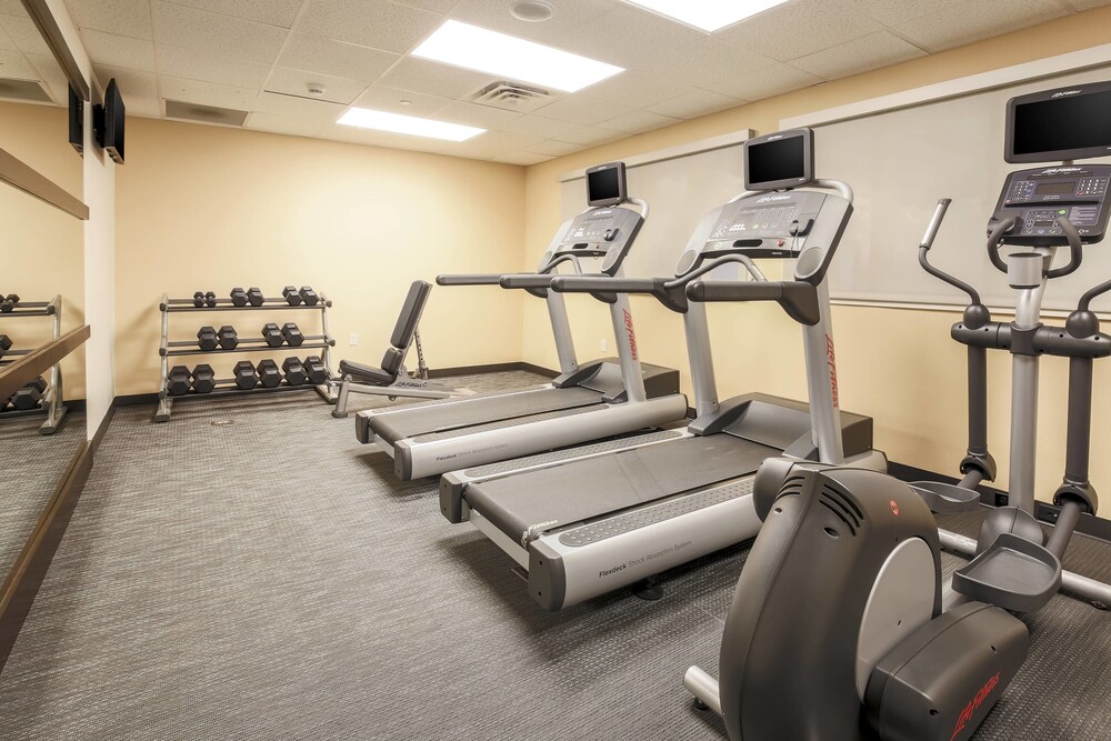Courtyard by Marriott Potomac Mills Woodbridge - photo 14