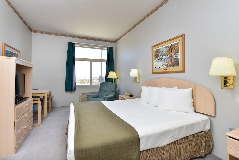 West Star Hotel - photo 8