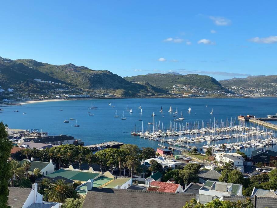 Regatta View Simon's Town - last minute hotel in Cape Town