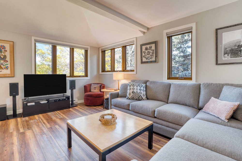 Lulu City 5b By Avantstay Across From Lift 7 10 Minute Walk To Downtown — Telluride