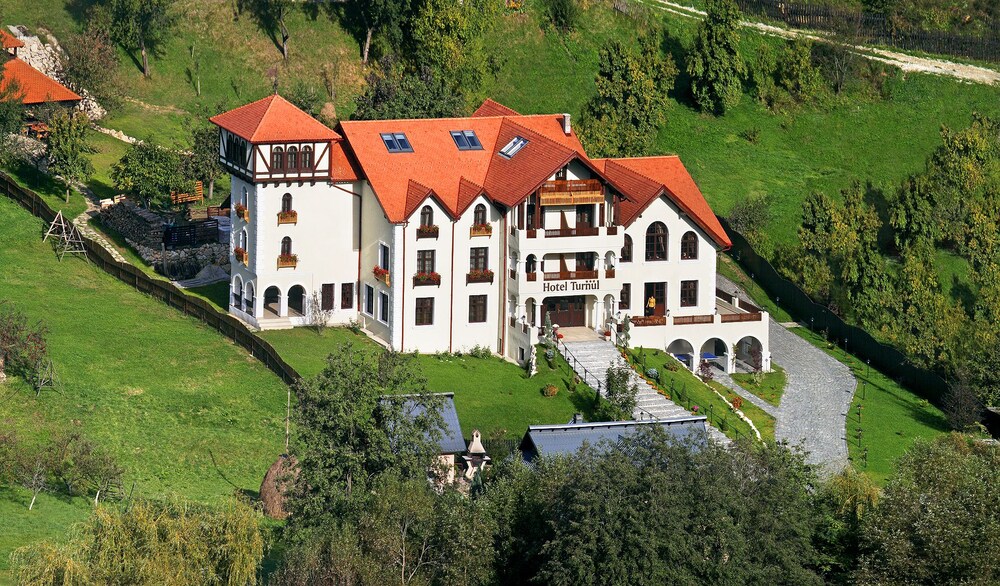 Hotel Turnul in Moieciu De Jos, Romania