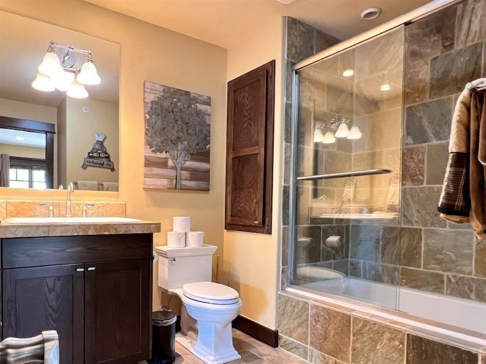 Rs156 Downtown Whitefish Experience in Whitefish, United States