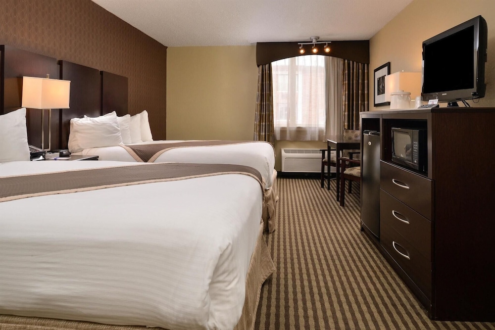 Baymont by Wyndham Festus - photo 23