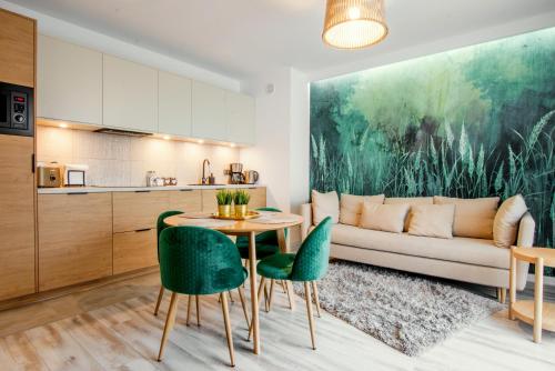 W&K Green Suite Faktura VAT Parking w garażu Blisko dworca i centrum Netflix — 4-Star Luxury Hotel in Koszalin, Poland