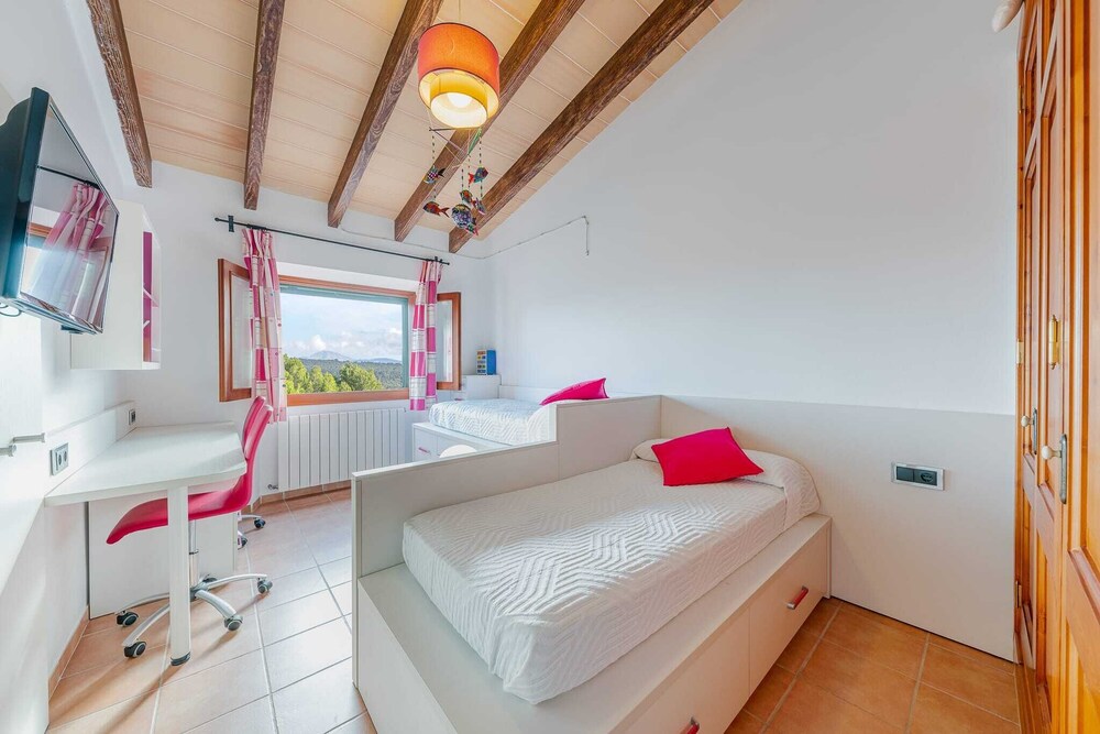 Mountain Chestnut - carbon neutral hotel in Sochi