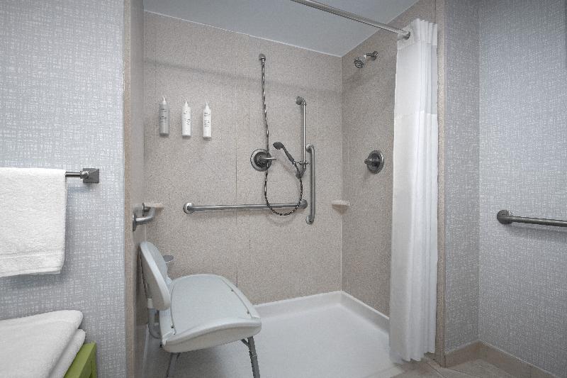 Hampton Inn Statesboro - photo 48