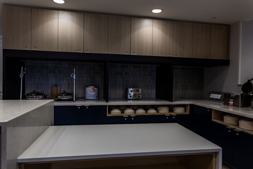 TownePlace Suites by Marriott Raleigh University Area - photo 65