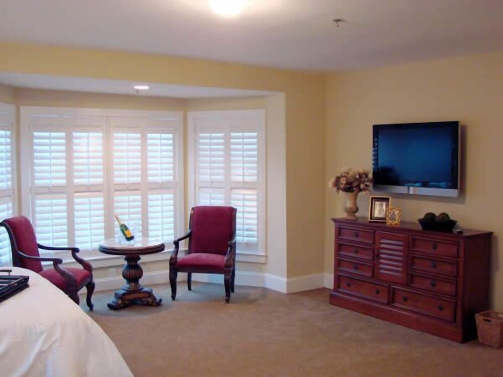 The Jefferson Inn - photo 10