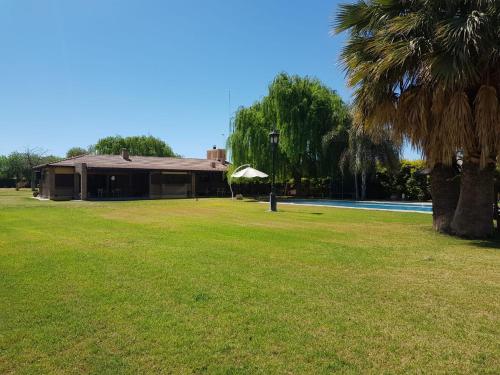 Casa Chalet Santa Rosa — 4-Star Luxury Hotel in San Juan, Argentina