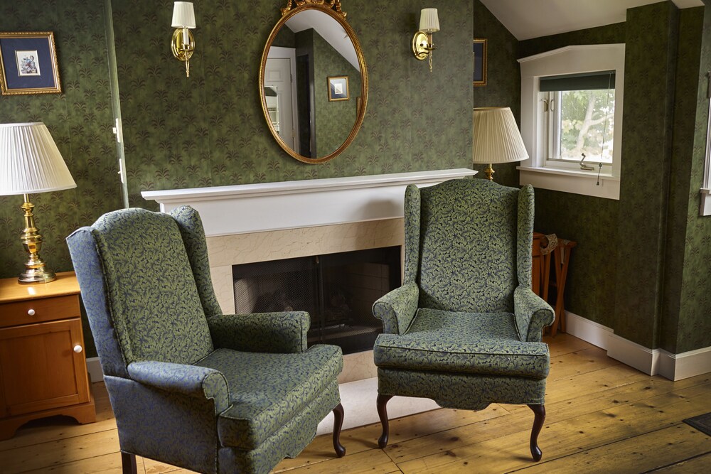 The Andrie Rose Inn - photo 18