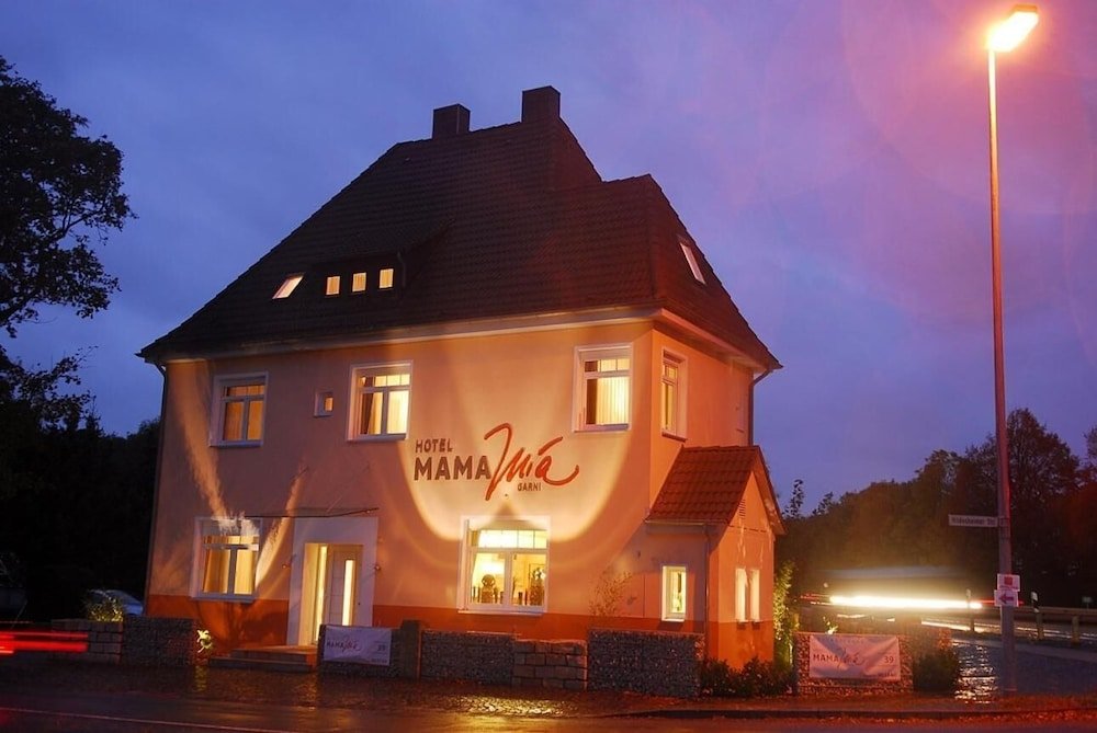 Hotel Mama Mia Garni — hotel in Giesen
