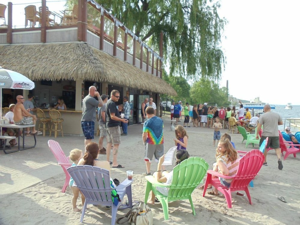 The Anchor Inn and Marina - photo 24