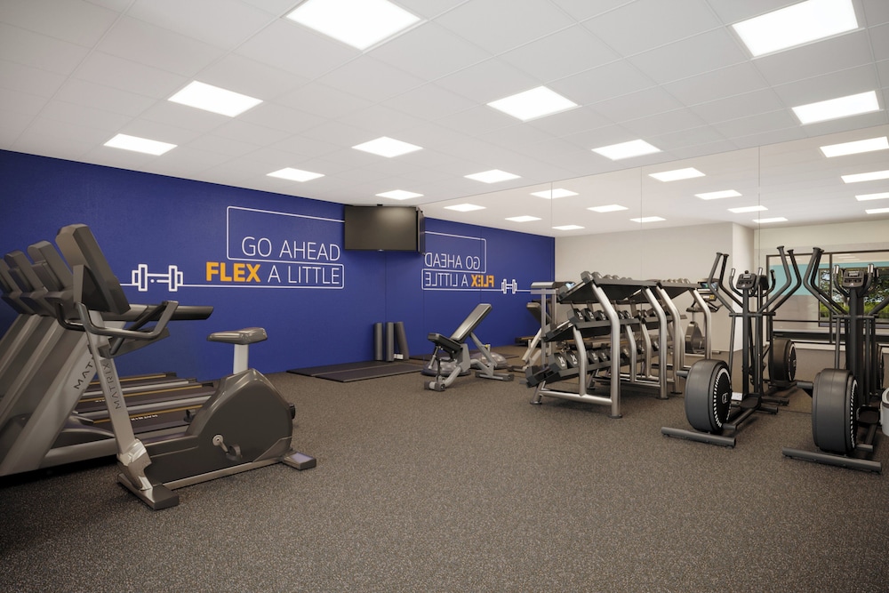 Holiday Inn Express And Suites Elgin Chicago Northwest By Ihg — Elgin