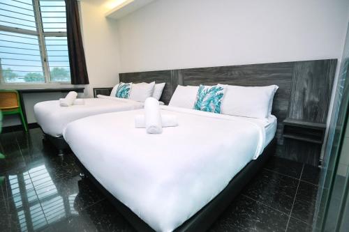 Swing & Pillows Rawang Selangor in Rawang, Malaysia