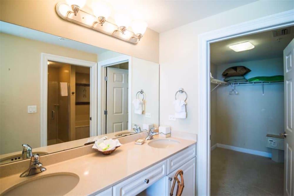 Boardwalk Beach Resort Condominium - photo 12